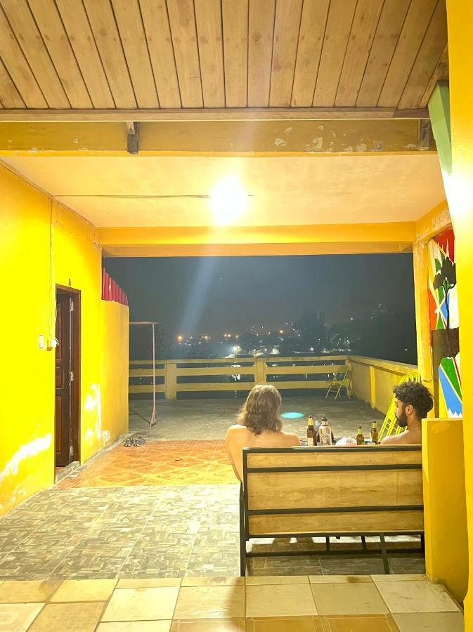 Over The Moon Hostel Ban Houayxay Esterno foto